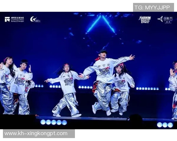 实时新闻深圳街舞队以84分领跑全国街舞大赛积分榜展现强大实力